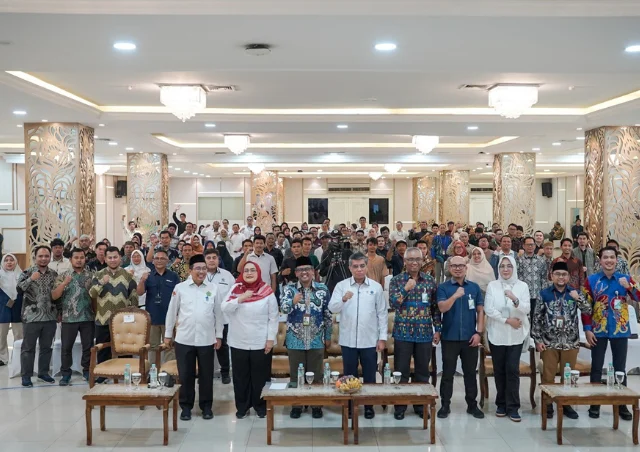 IZI Inisiasi Program Jaminan Sosial Ketenagakerjaan untuk 1000 Penerima Manfaat Gandeng Kemnaker, BPJS Ketenagakerjaan, & FOZ
