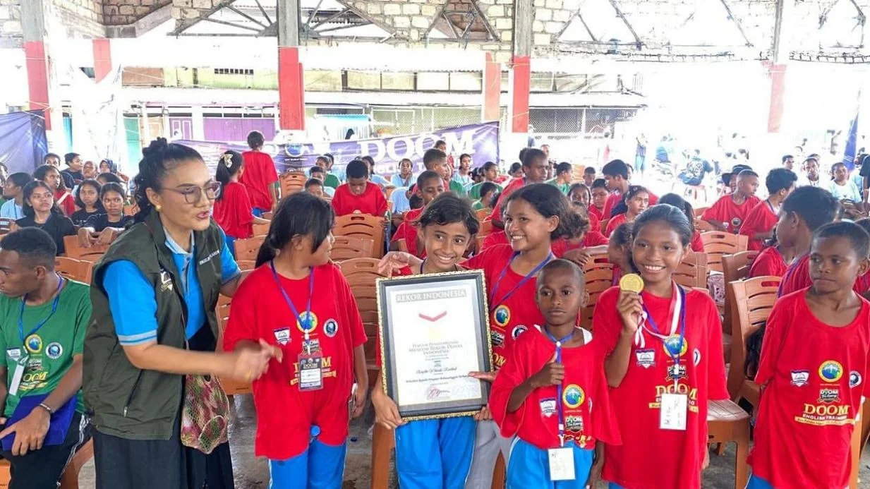 Program Doom Tra Kosong Pecahkan Rekor MURI Pelatihan Bahasa Inggris Terbanyak